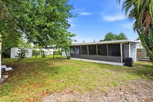 2704 52nd Ave Terrace W, Bradenton, FL 34207 - Photo 20