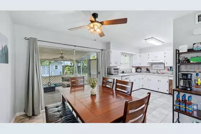 2704 52nd Avenue Terrace W, Bradenton, FL 34207 - Photo 8