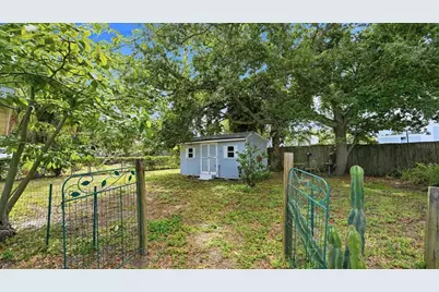 2704 52nd Avenue Terrace W, Bradenton, FL 34207 - Photo 24