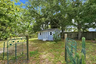 2704 52nd Ave Terrace W, Bradenton, FL 34207 - Photo 24