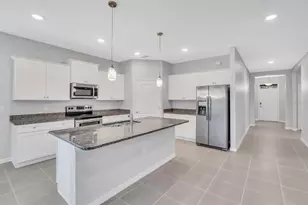 13706 Woodbridge Terrace, Bradenton, FL 34211 - Photo 8