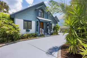 1817 4th St W, Palmetto, FL 34221 - Photo 4