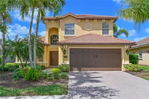 210 Winding River Tr, Bradenton, FL 34212 - Photo 1