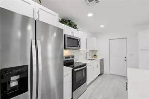 3530 Goodrich Ave, Sarasota, FL 34234 - Photo 12