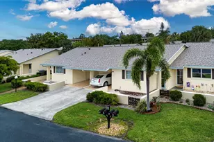 390 301 Blvd W, Bradenton, FL 34205 - Photo 2