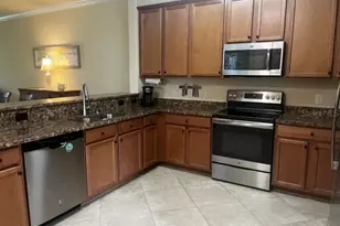 6760 Willowshire Way, Bradenton, FL 34212 - Photo 4