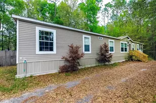 18057 SW 37th St, Dunnellon, FL 34432 - Photo 1