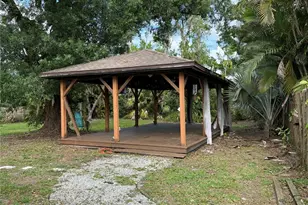 5012 Woodlawn Cir W, Palmetto, FL 34221 - Photo 22