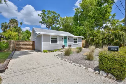 1681 8th Street, Sarasota, FL 34236 - Photo 2