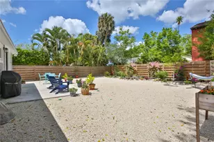 1681 8th St, Sarasota, FL 34236 - Photo 44