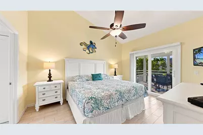 1206 Siesta Bayside Drive #1206B, Sarasota, FL 34242 - Photo 14