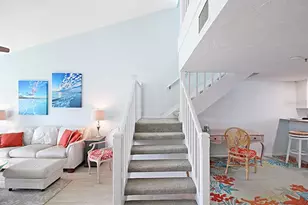 1206 Siesta Bayside Dr, Sarasota, FL 34242 - Photo 10