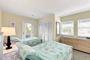 1206 Siesta Bayside Dr, Sarasota, FL 34242 - Photo 20