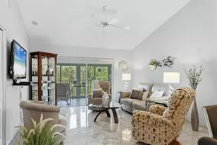 8750 Olde Hickory Ave, Sarasota, FL 34238 - Photo 6