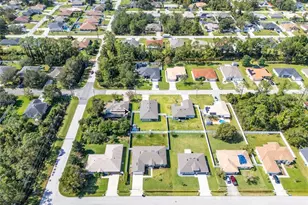 35 Rollins Ln, Palm Coast, FL 32164 - Photo 14