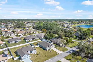 35 Rollins Ln, Palm Coast, FL 32164 - Photo 10