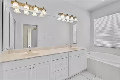 4345 Callista Lane, Sarasota, FL 34243 - Photo 18