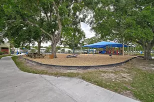 4345 Callista Ln, Sarasota, FL 34243 - Photo 38