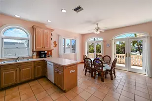 889 N Shore Dr, Anna Maria, FL 34216 - Photo 16