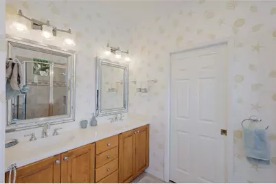 11709 Strandhill Court, Lakewood Ranch, FL 34202 - Photo 22