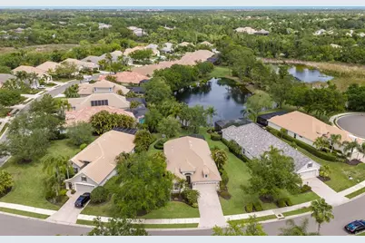 11709 Strandhill Court, Lakewood Ranch, FL 34202 - Photo 30