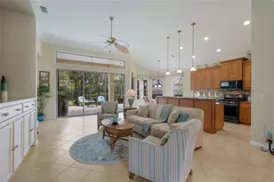 11709 Strandhill Ct, Lakewood Ranch, FL 34202 - Photo 6