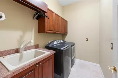 6914 Treymore Court, Sarasota, FL 34243 - Photo 44