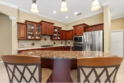 6914 Treymore Court, Sarasota, FL 34243 - Photo 12
