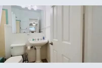 1760 Wisconsin Lane, Sarasota, FL 34239 - Photo 24