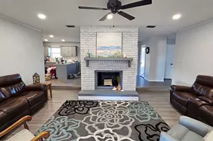 2101 Arrowhead Ave, Deltona, FL 32725 - Photo 8