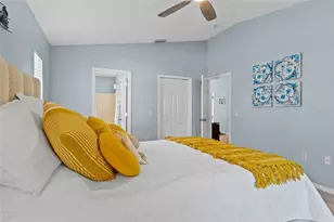 2718 Feiffer Cir, Sarasota, FL 34235 - Photo 24