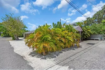 1761 Siesta Drive, Sarasota, FL 34239 - Photo 24