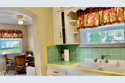 1761 Siesta Drive, Sarasota, FL 34239 - Photo 26