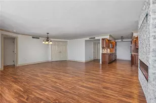 435 S Gulfstream Ave, Sarasota, FL 34236 - Photo 10