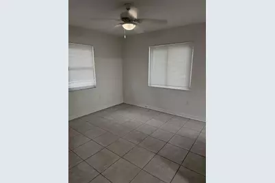 2911 Pafko Drive, Sarasota, FL 34232 - Photo 14