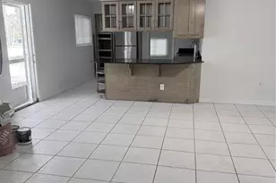 2911 Pafko Dr, Sarasota, FL 34232 - Photo 8