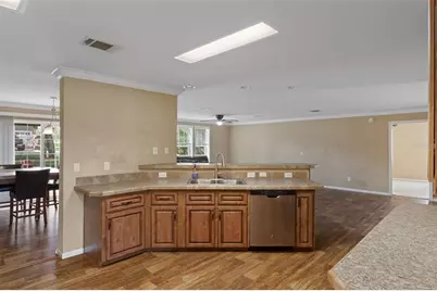 38616 Coleen Avenue, Zephyrhills, FL 33540 - Photo 24