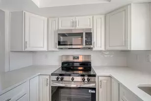 554 Spanish Dr S, Longboat Key, FL 34228 - Photo 12