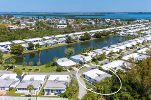 554 Spanish Dr S, Longboat Key, FL 34228 - Photo 40