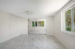554 Spanish Dr S, Longboat Key, FL 34228 - Photo 16