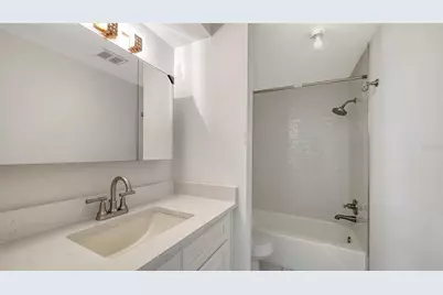 554 Spanish Drive S, Longboat Key, FL 34228 - Photo 30