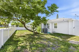 1415 42nd St W, Bradenton, FL 34205 - Photo 40