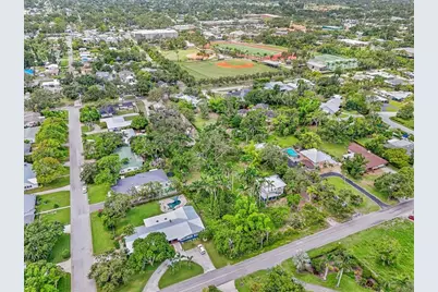 3601 Riverview Boulevard, Bradenton, FL 34205 - Photo 6