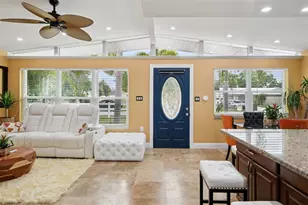 3925 Prado Dr, Sarasota, FL 34235 - Photo 6