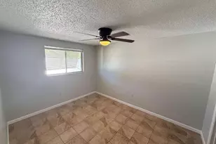 131 W Perry Ln, Englewood, FL 34224 - Photo 12