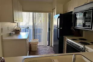 5204 Myrtle Wood, Sarasota, FL 34235 - Photo 2