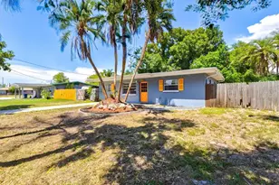 5911 Olive Ave, Sarasota, FL 34231 - Photo 2