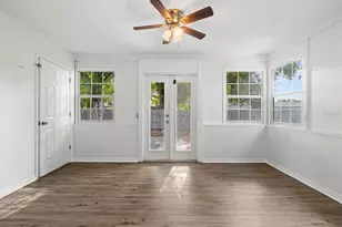 5911 Olive Ave, Sarasota, FL 34231 - Photo 10