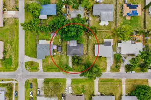 5911 Olive Ave, Sarasota, FL 34231 - Photo 2