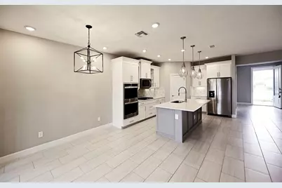 3806 Savanna Palms Court, Lakewood Ranch, FL 34211 - Photo 8